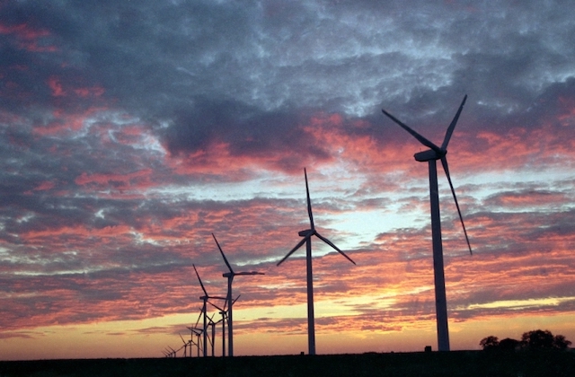 wind-turbines-advantages.jpg