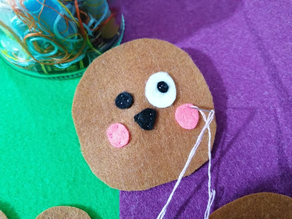diy-felt-bear3 (19).jpeg