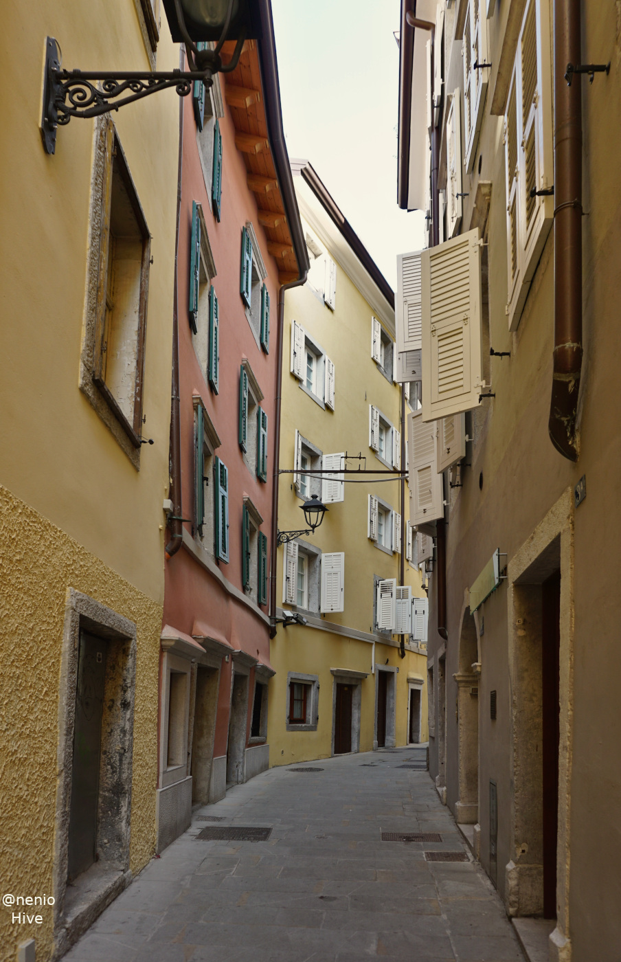 trieste-street-001.jpg