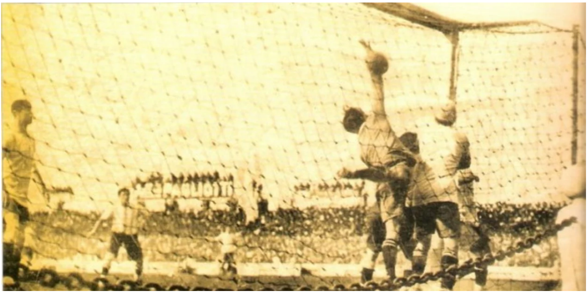 43.-El-fundador-del-gol-olimpico-1.png