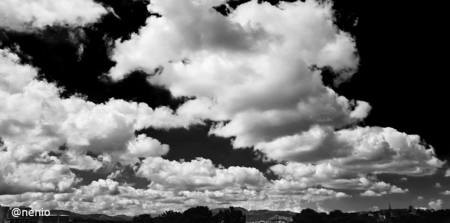 clouds-caracas-016-bw.jpg