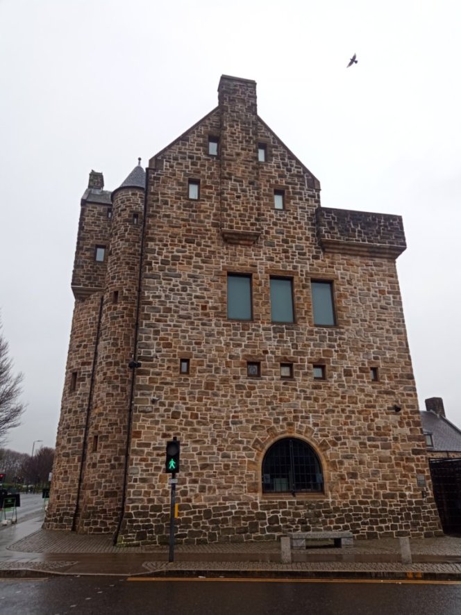 Glasgow - amazing architecture on a walk around the city centre — Hive