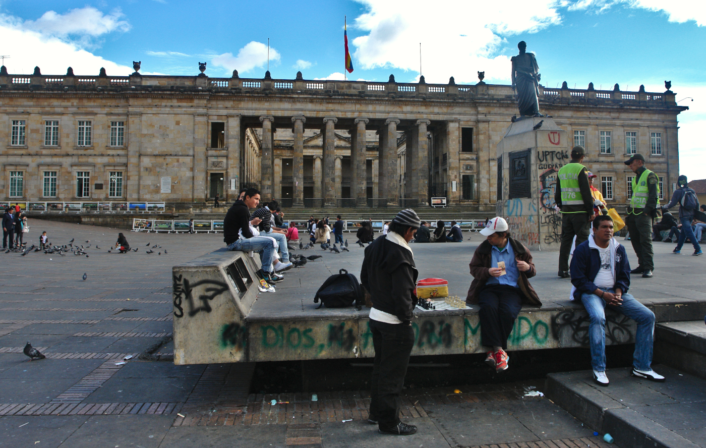 plaza-bolivar-bogota-001.jpg