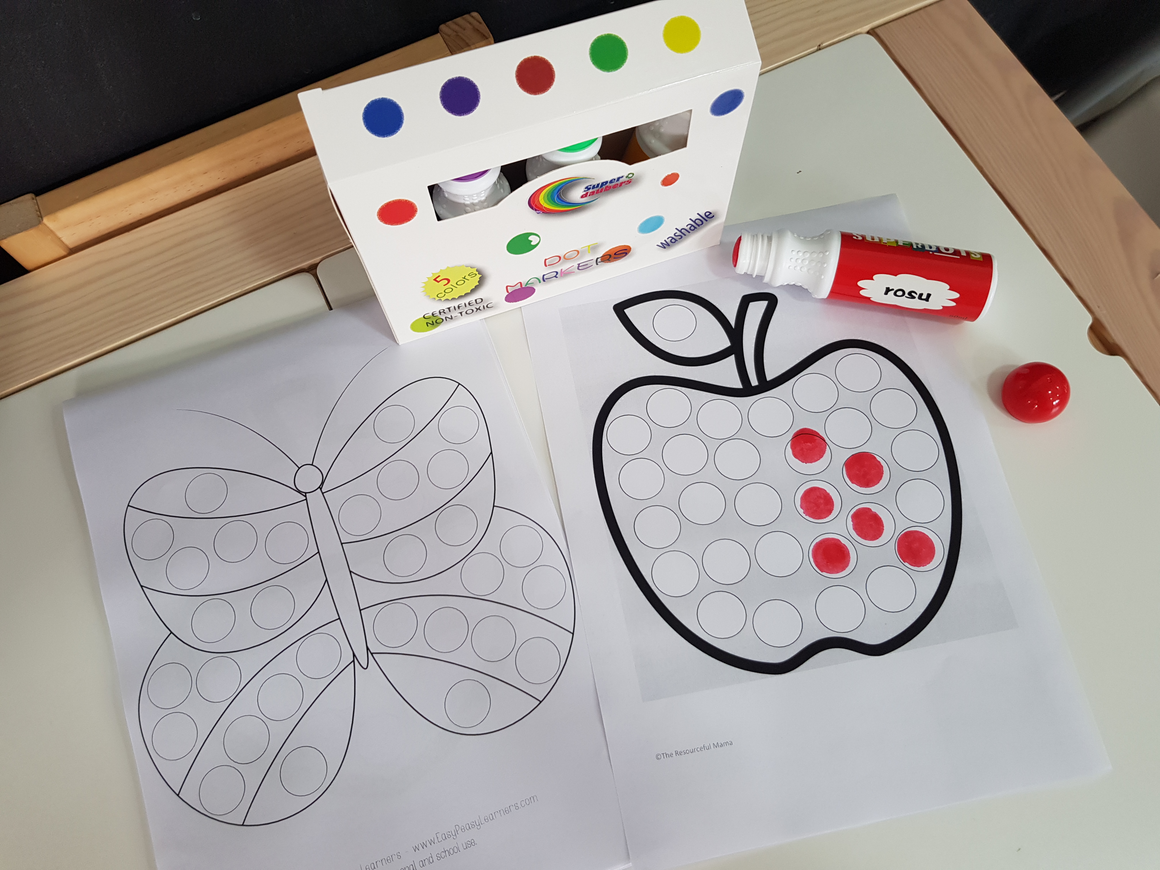 Apple Dot Painting (Dot Marker Printable) - The Resourceful Mama