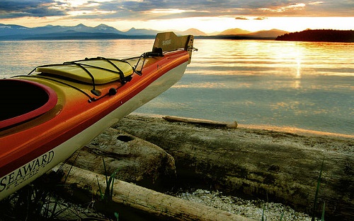 Kayak-Valdes-BC.jpg