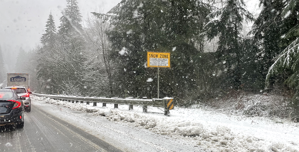 Snow—Snow Zone Sign.png