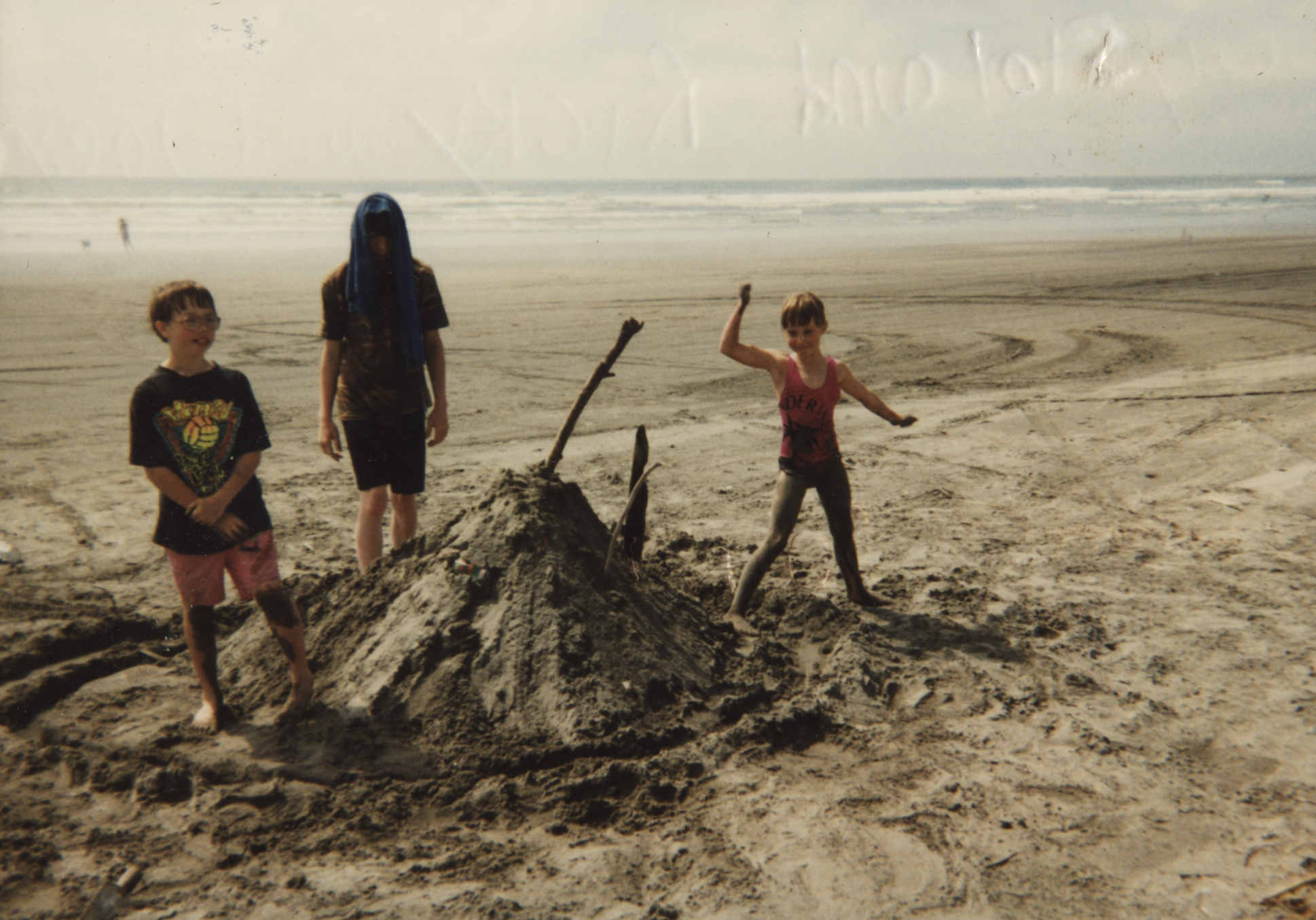 1997-07-04 Friday Sand Castle at Beach and Williams and Arnolds-01.png