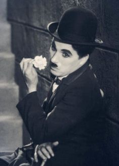 02-Charlie_Chaplin-b.jpg