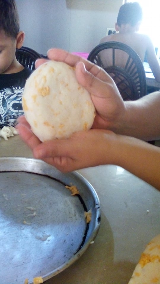 arepa haciendo 1.jpg