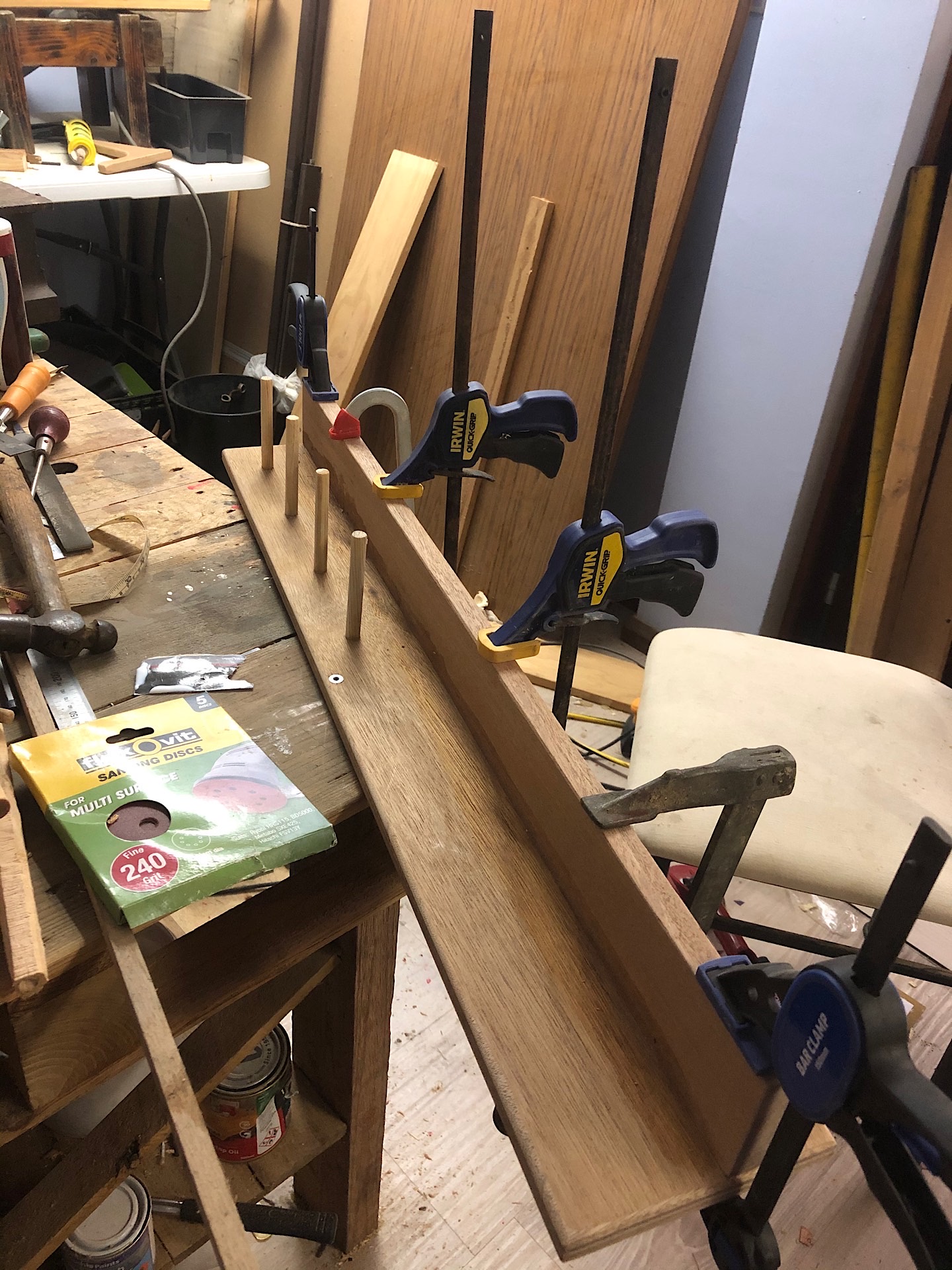 Clamping glued wood