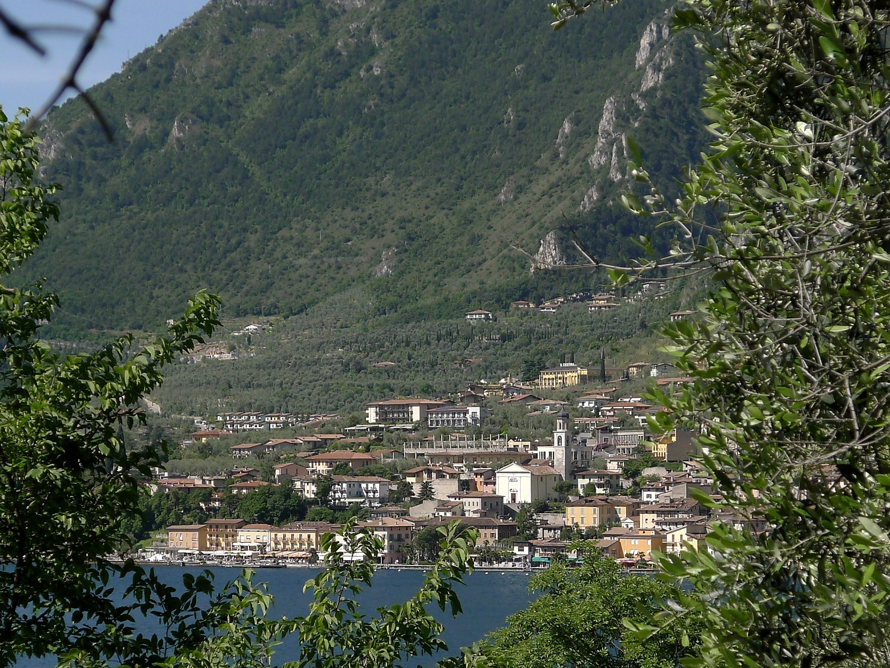 Limone lake Garda Italien