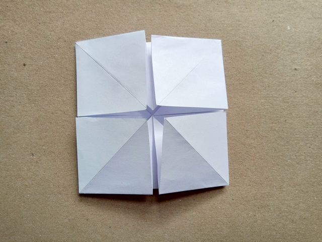 3.12 ORIGAMI @karenlagonell.jpg