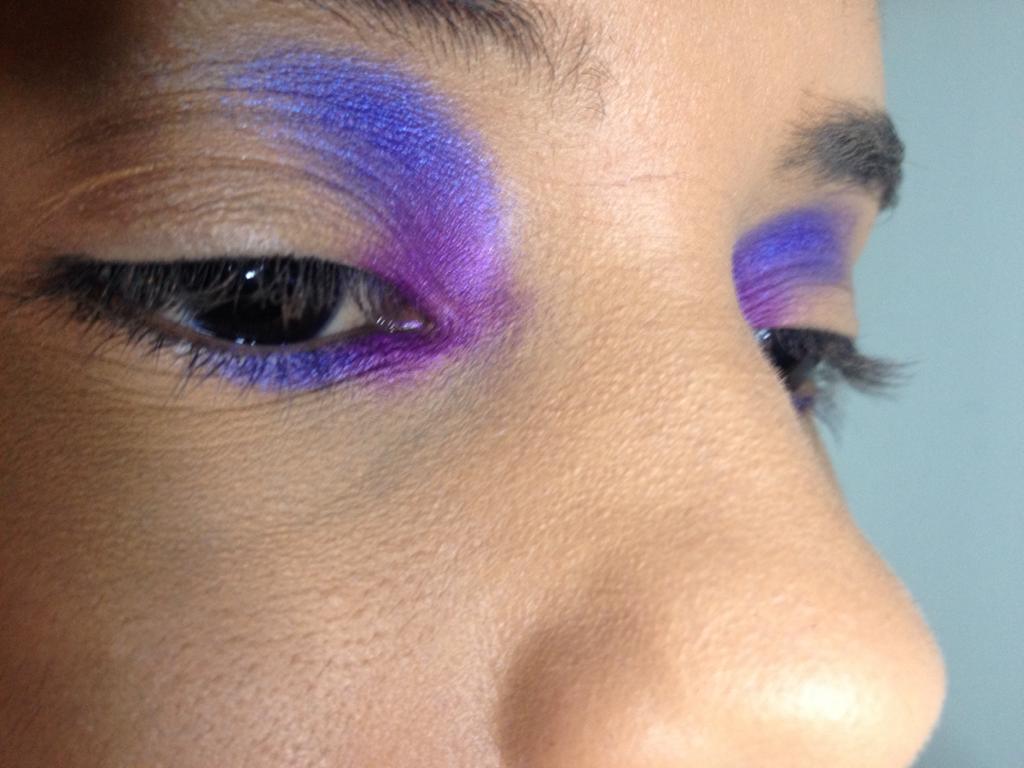 Maquillaje artístico inspirado en el Arcoíris | Paso a paso — Hive