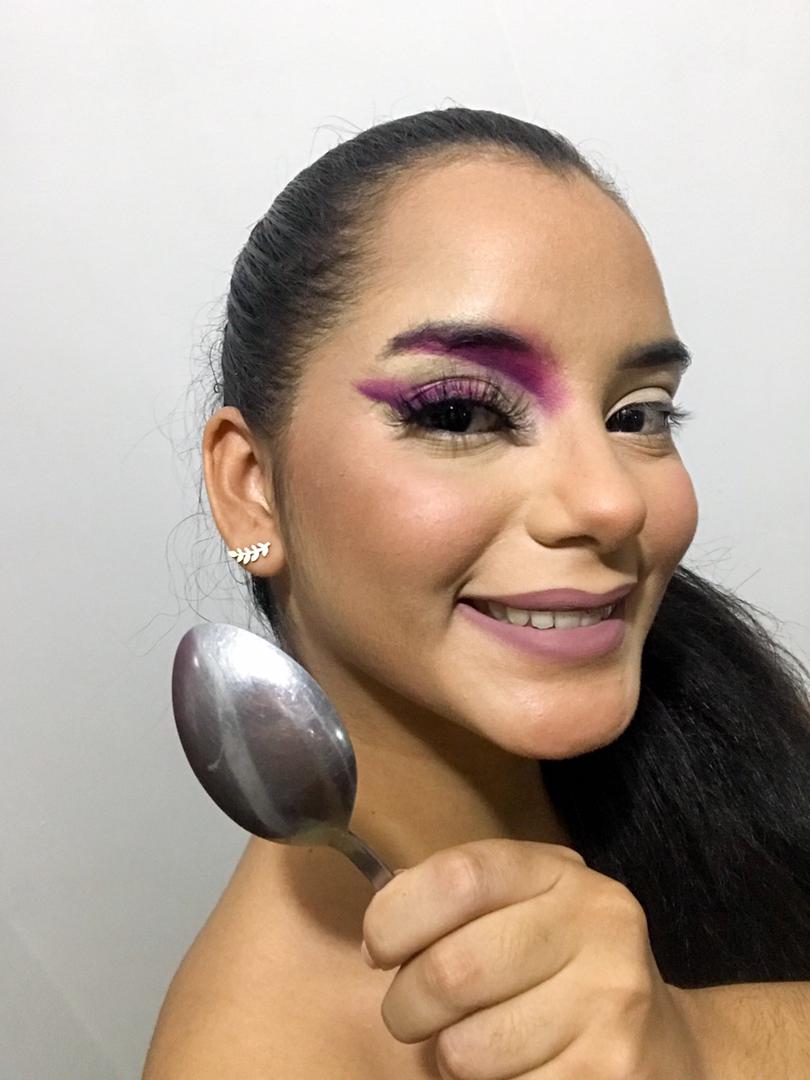 ESP-ENG] Maquillaje con una cuchara en tono morado y fucsia ???????????? | Makeup  with a spoon in purple and fuchsia tone ???????????? — Hive