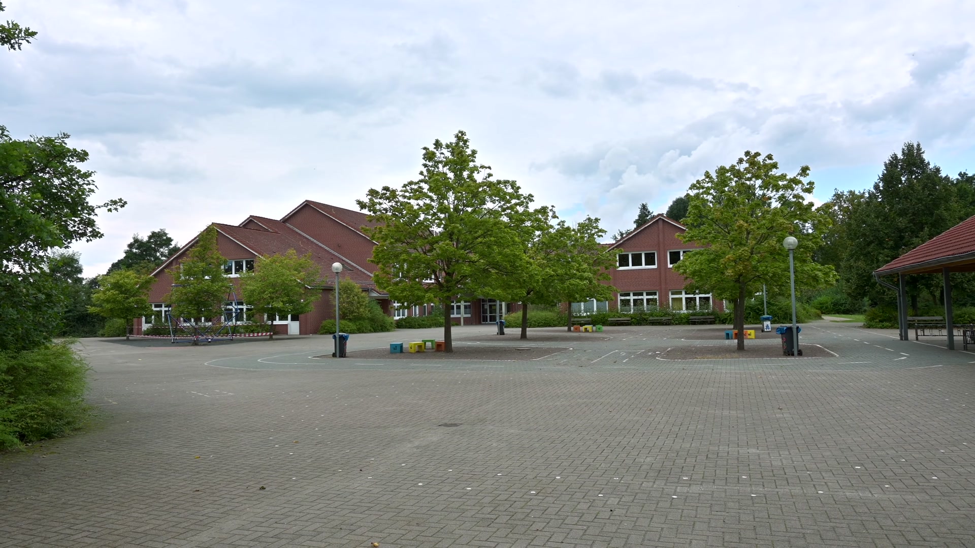 251.jpg
