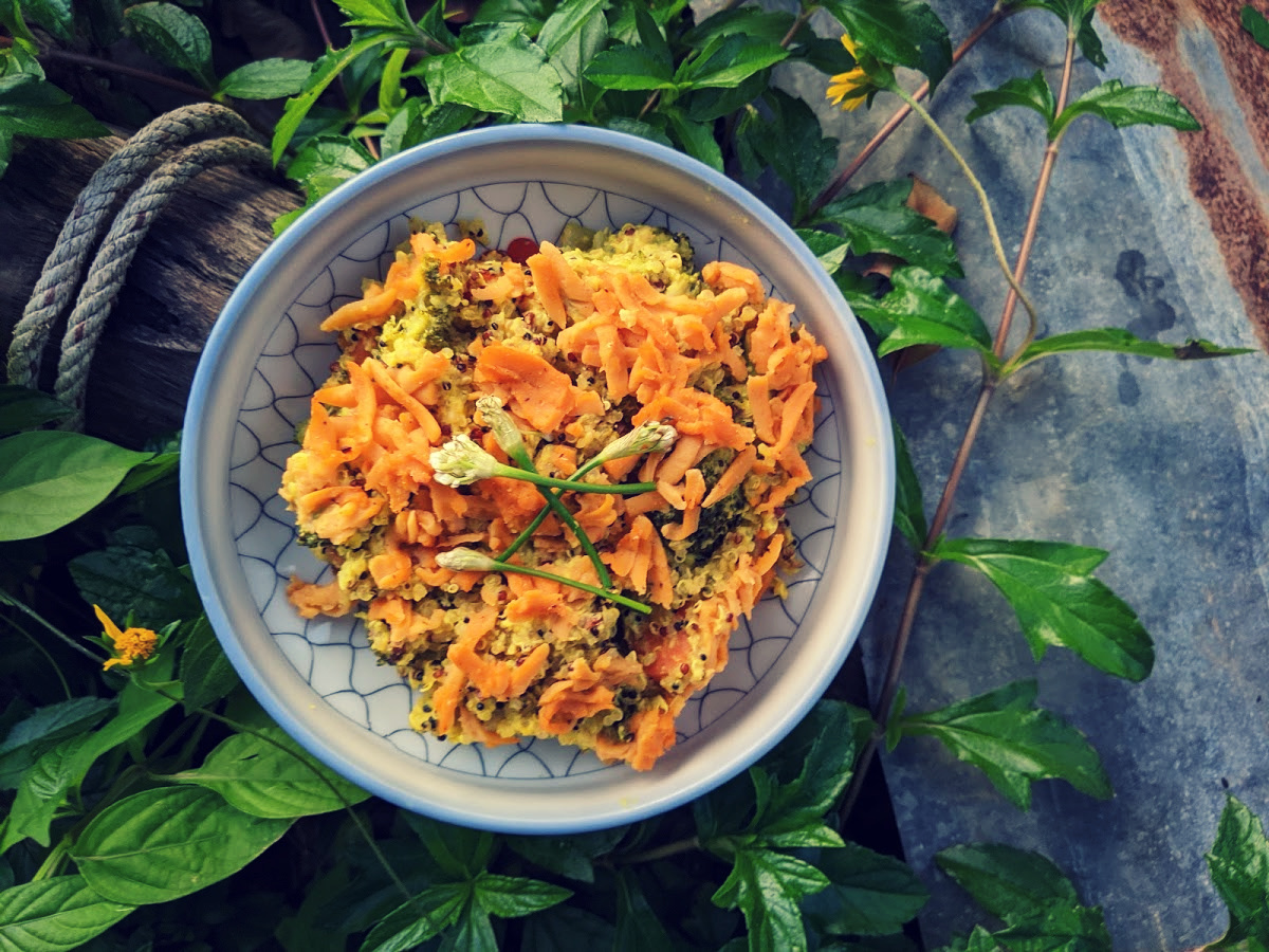 TURMERIC-QUINOA-CASSEROLE-11.jpg