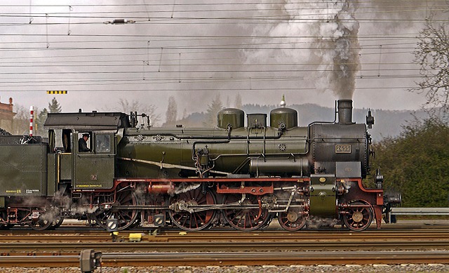 steamlocomotivegf4e5ad2db_640.jpg