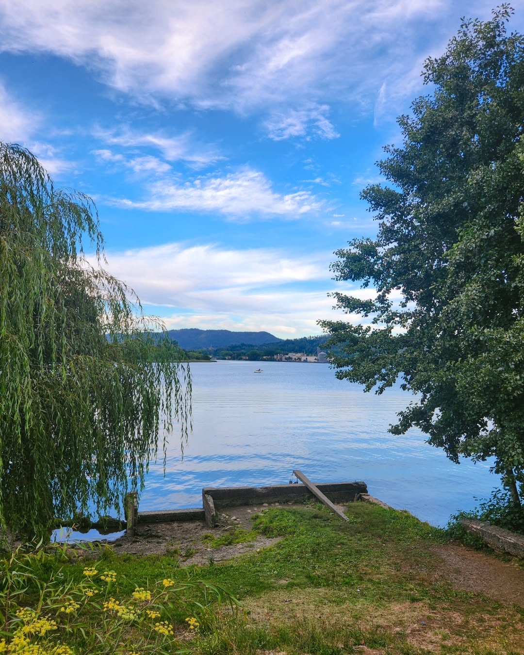 Creo que cada rincón de esta ciudad es fotogenico, eso me da tantas ideas...   ....#rinconcitosdevaldivia #rancgo #valdivia.heic.jpg