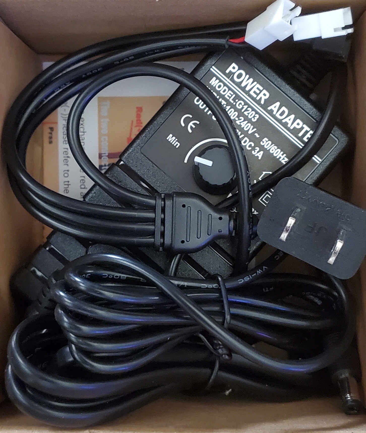 Wathai (Shenzhen Baiwei Technology Co, Ltd) G1203 100-240V 36W up to 4-Pin 5-12V Fan Non-PWM Controller.jpg