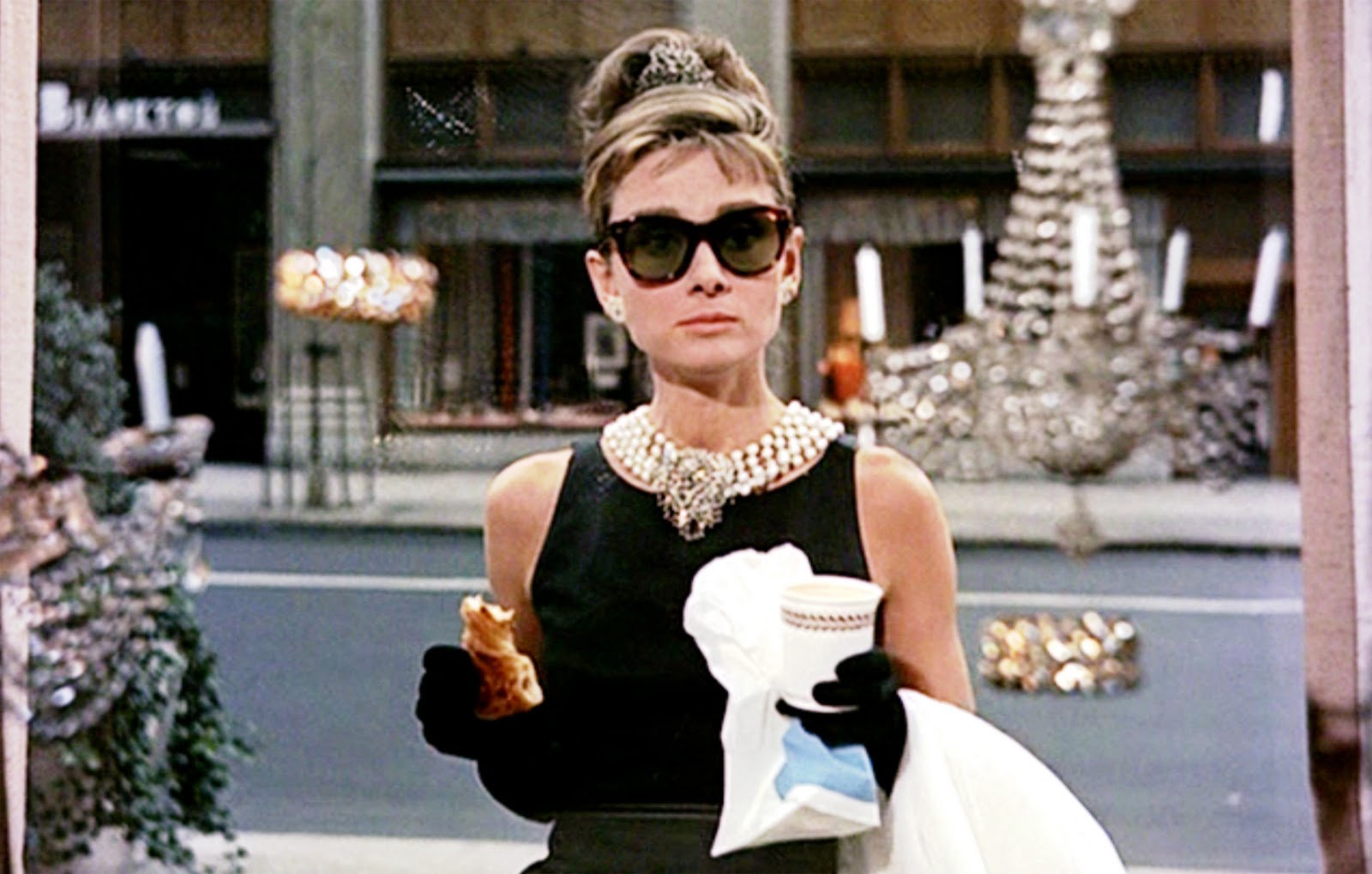 03-danish-breakfast-at-tiffanys.jpg