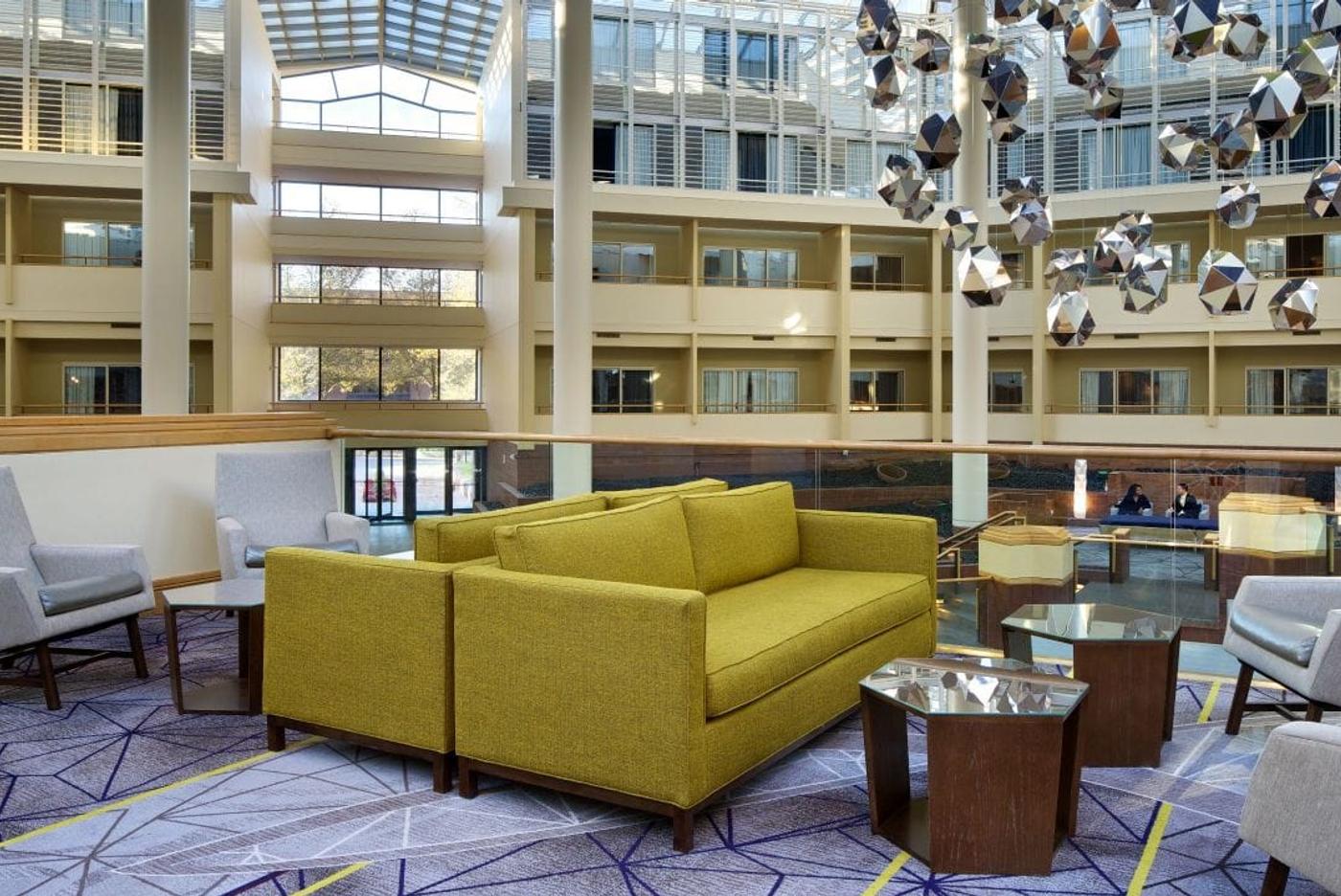 Lounge, Hyatt Regency Princeton.jpg