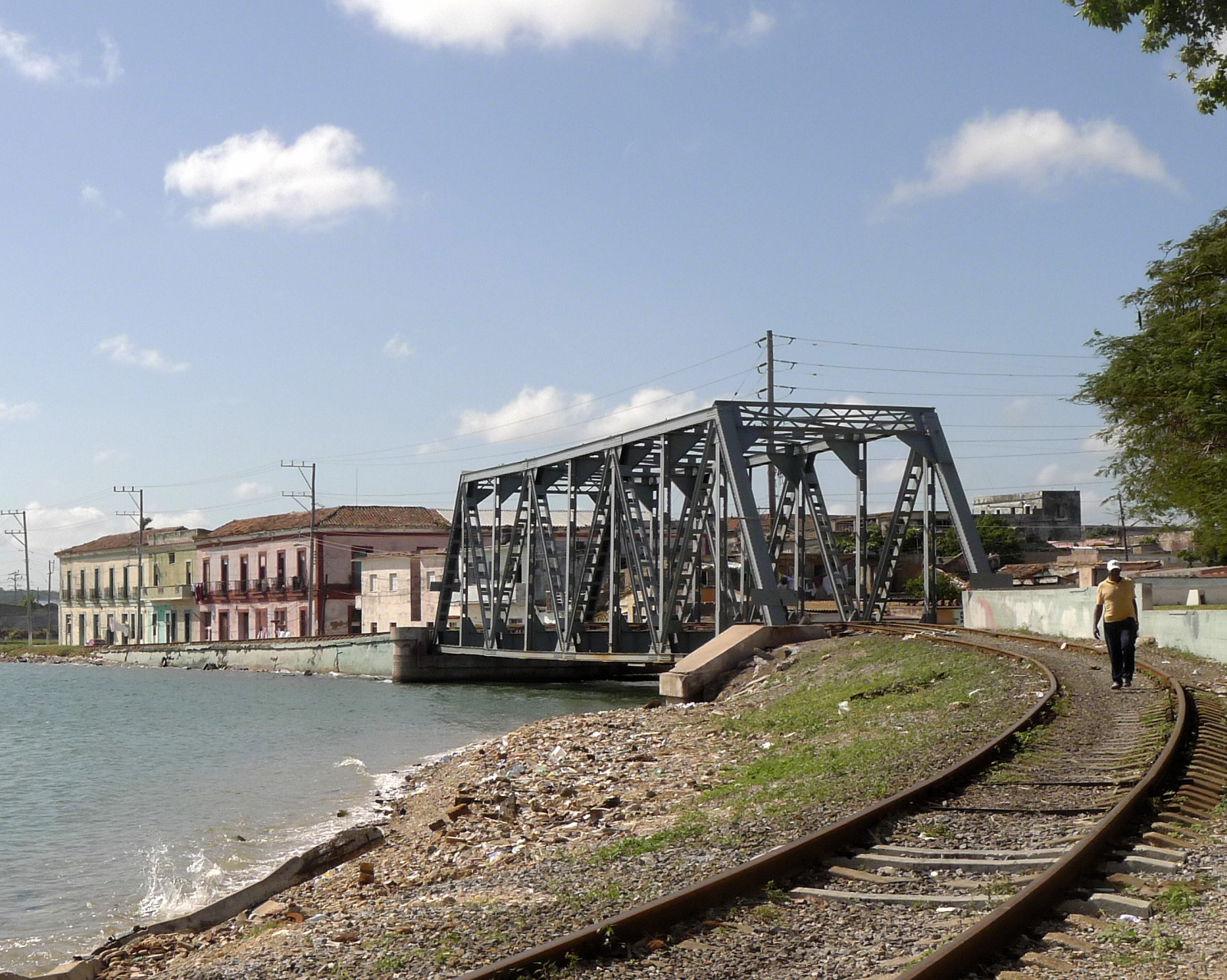 40 bridge over yumuri pueblo vieja versalles cuba matanzas.jpg