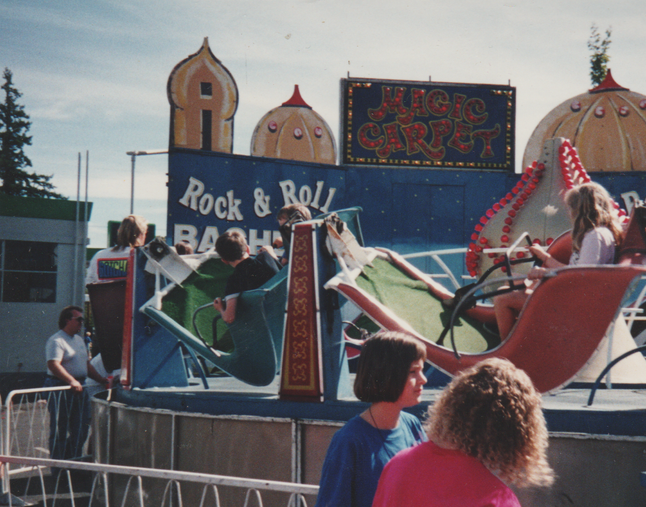 1992-09 - Fair in Forest Grove, parade, rides, Katie, Rick, Joey, Crystal, by Marilyn-10.png