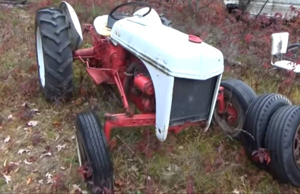 Old-8N-Farm-Tractor.jpg