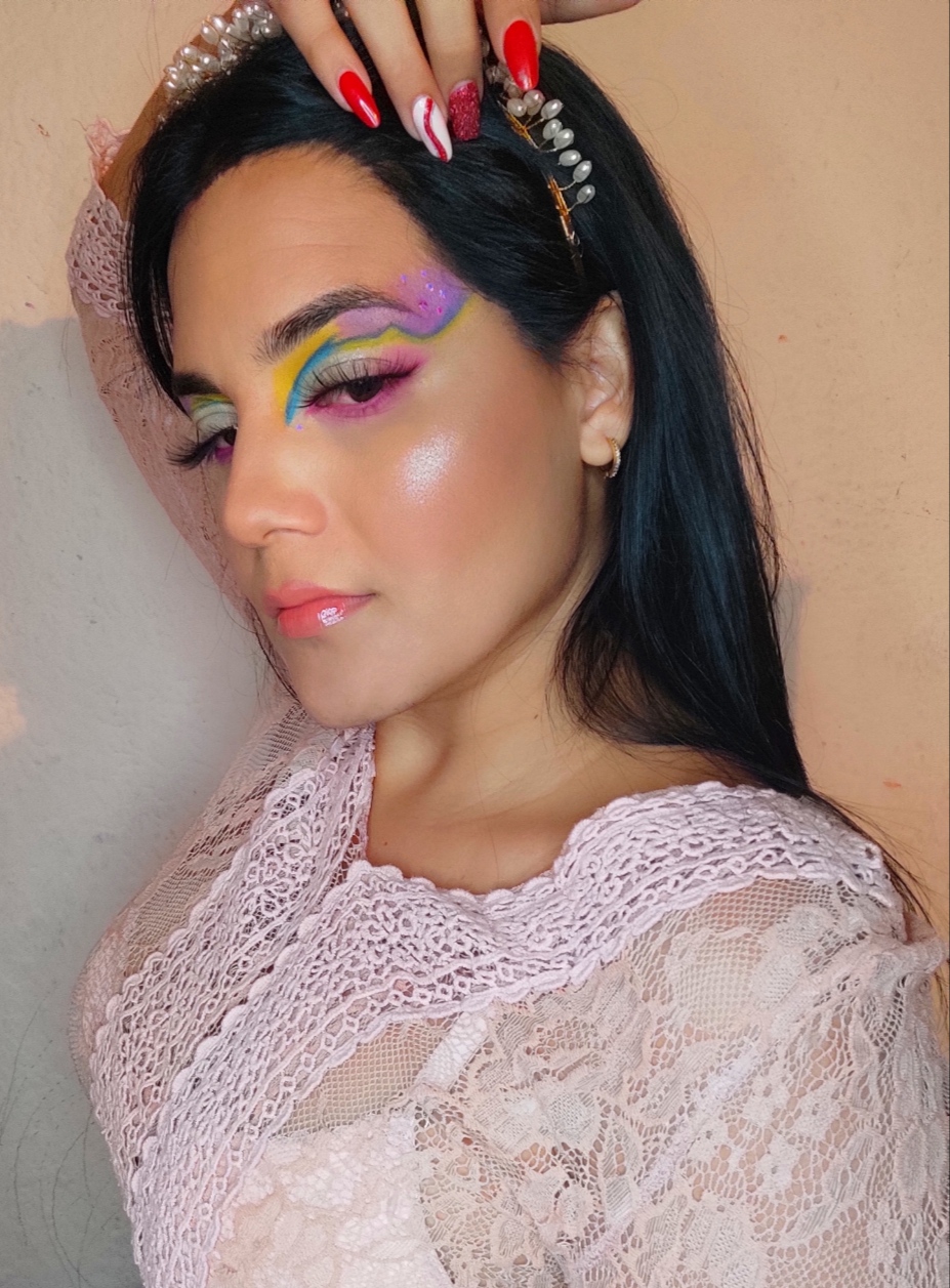 Eng-Esp]Beautiful full color artistic makeup.//Hermoso máquillaje artistico  full color. — Hive
