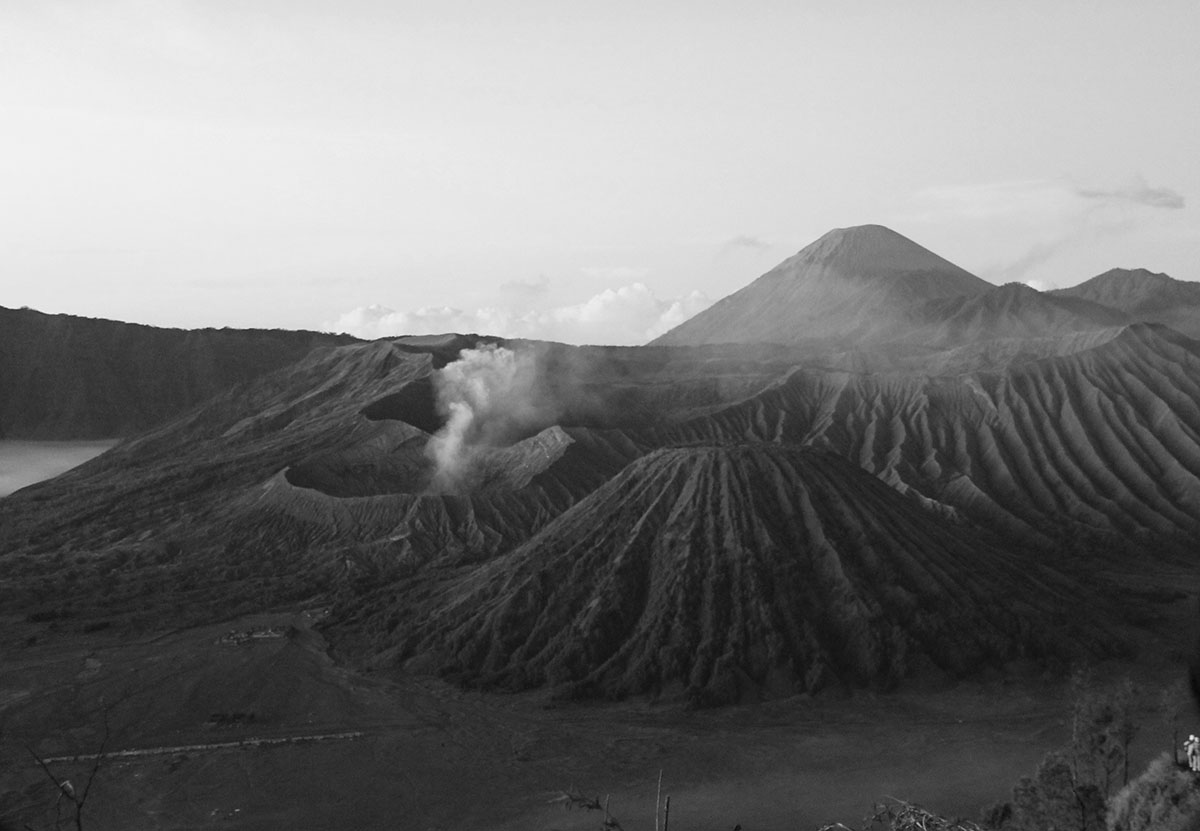 Sunrise in Bromo_02.jpg