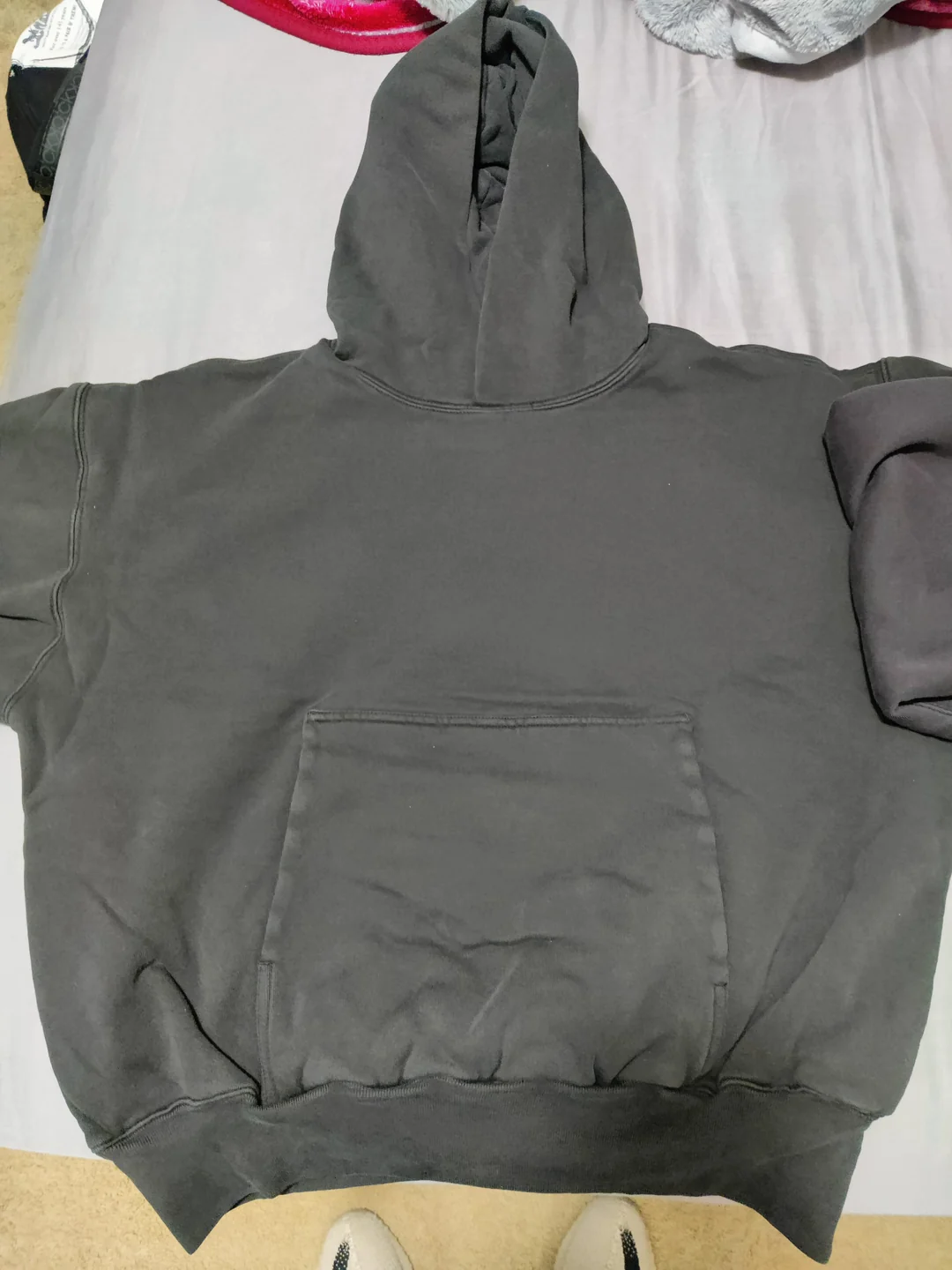  " " \" \"received-the-restock-perfect-hoodie-in-black-honestly-im-v0-czp6s72hz8w91.webp\"\"""