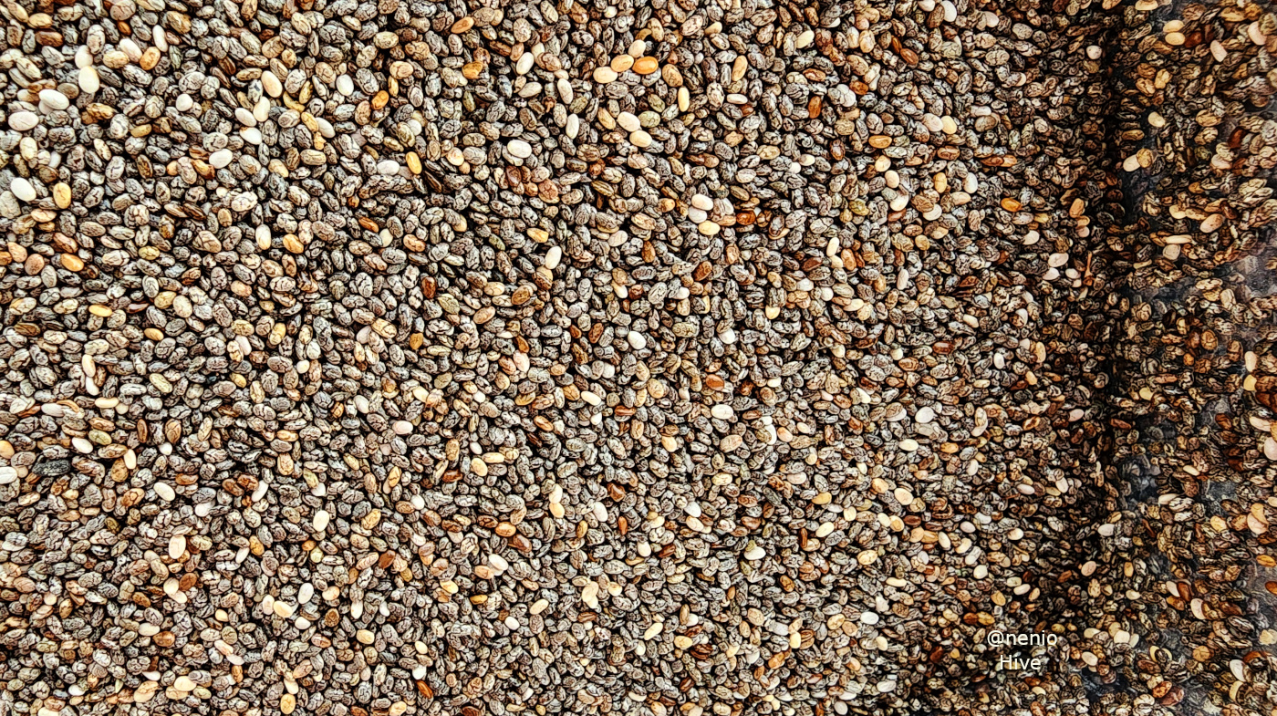 chia-seeds-005.jpg