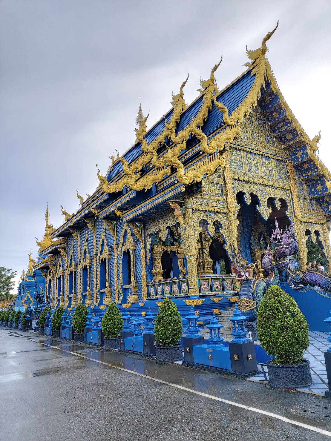 Wat Rong Suea Ten8.jpg