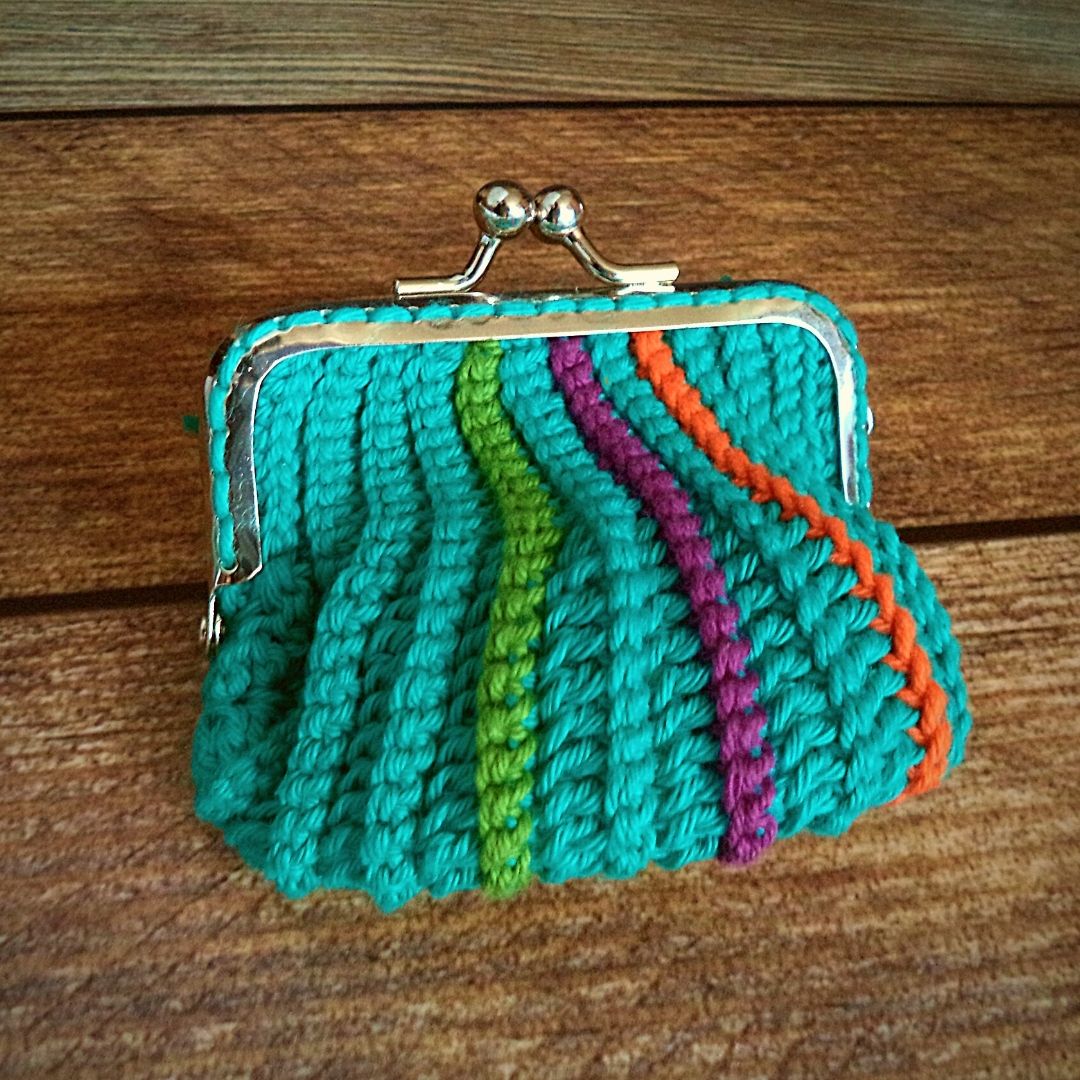 Tejido a crochet #22: Monedero II - colores extravagantes / Coin purse type II - extravagant colours | PeakD