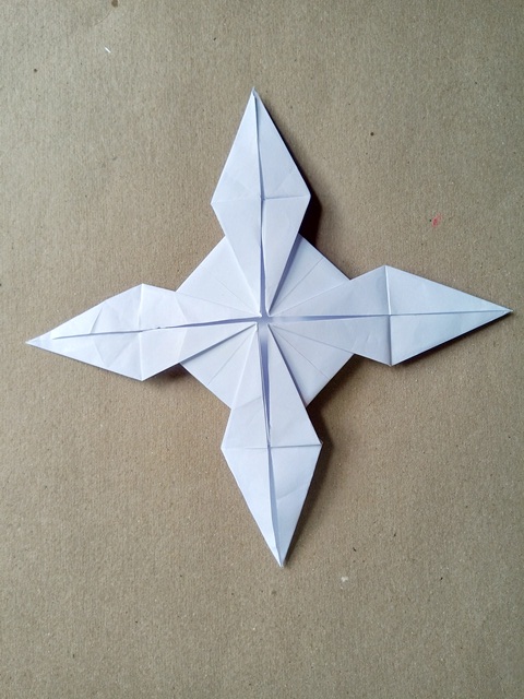 4.19 ORIGAMI @karenlagonell.jpg