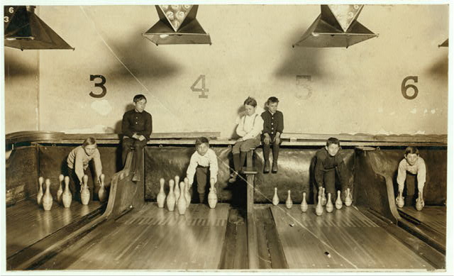 Photo-of-boys-working-in-Arcade-Bowling-Alley-Trenton-N.J..jpg