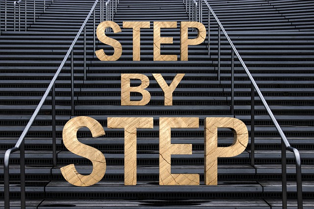  " "stairs-5237432_640.jpg-step-by-step - Copy.jpg""