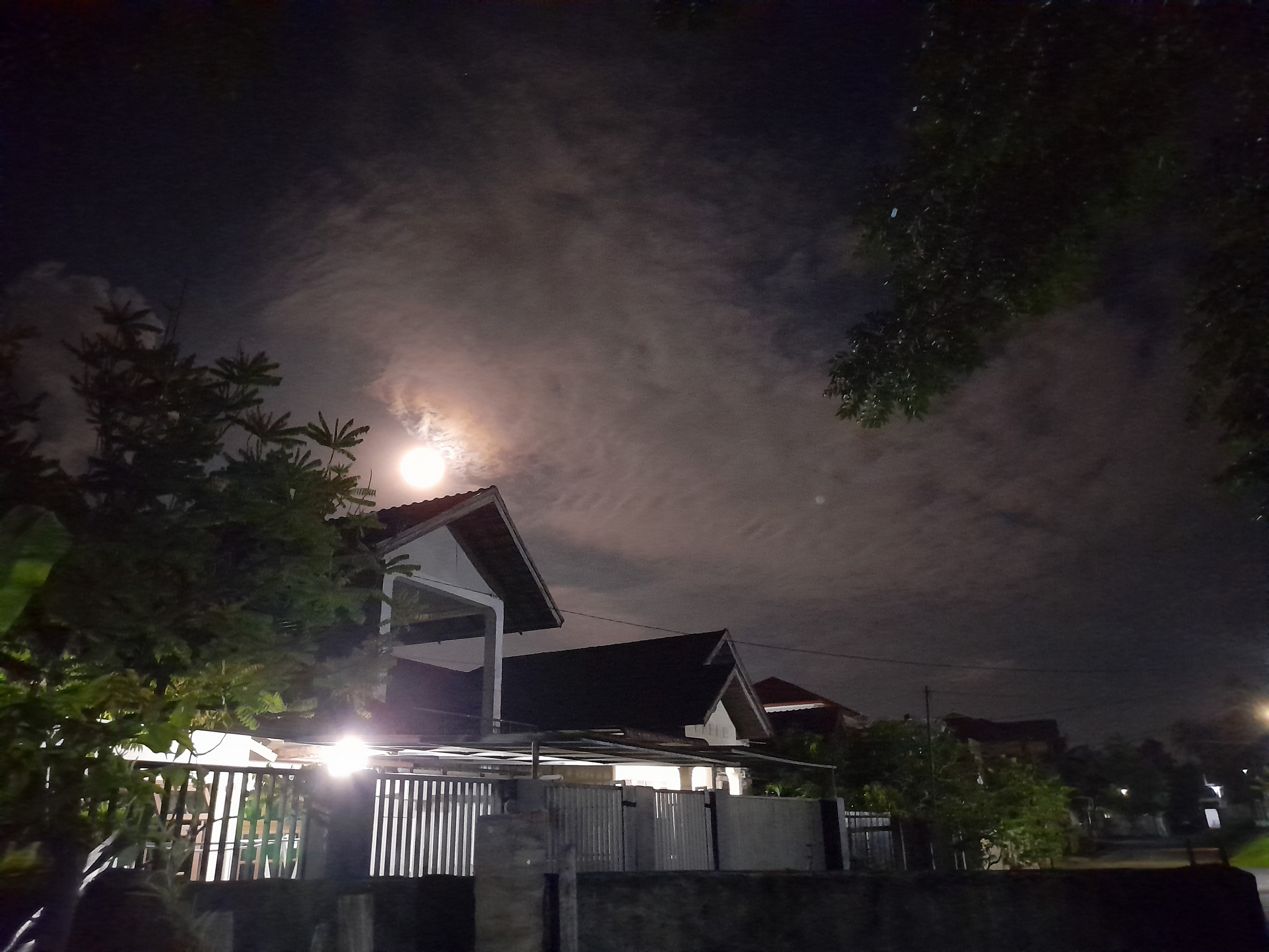 bulan5.jpg