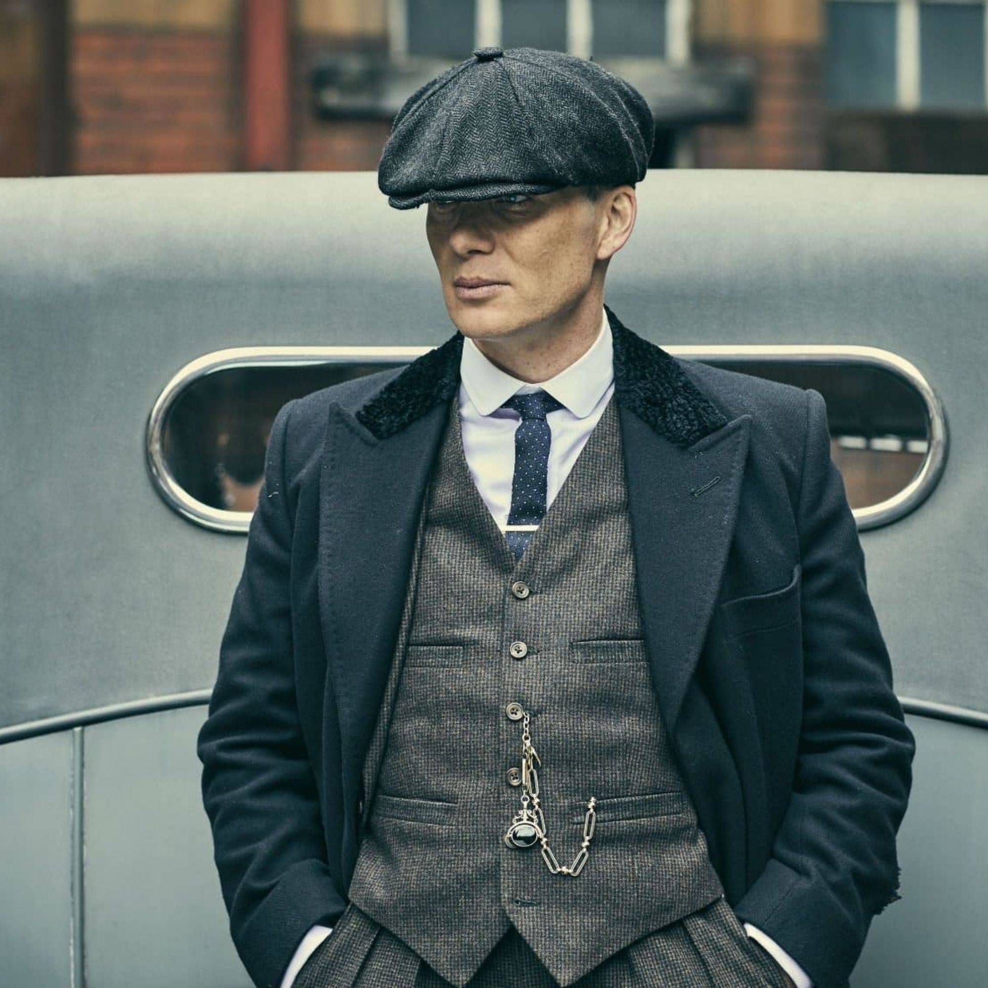 peaky-blinders-yazarx-cillian-murphy.jpg_1793731046.jpg