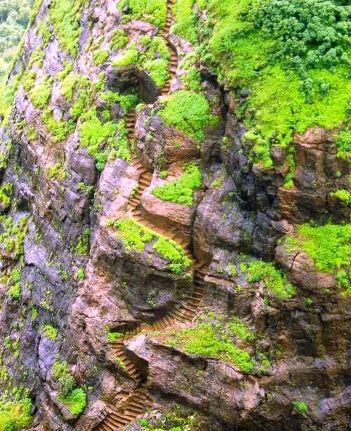 kalavantin-durg-002.jpg