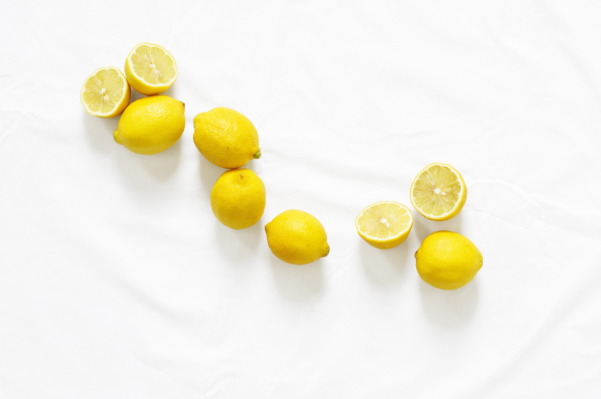 lemons-1209309_1920.jpg