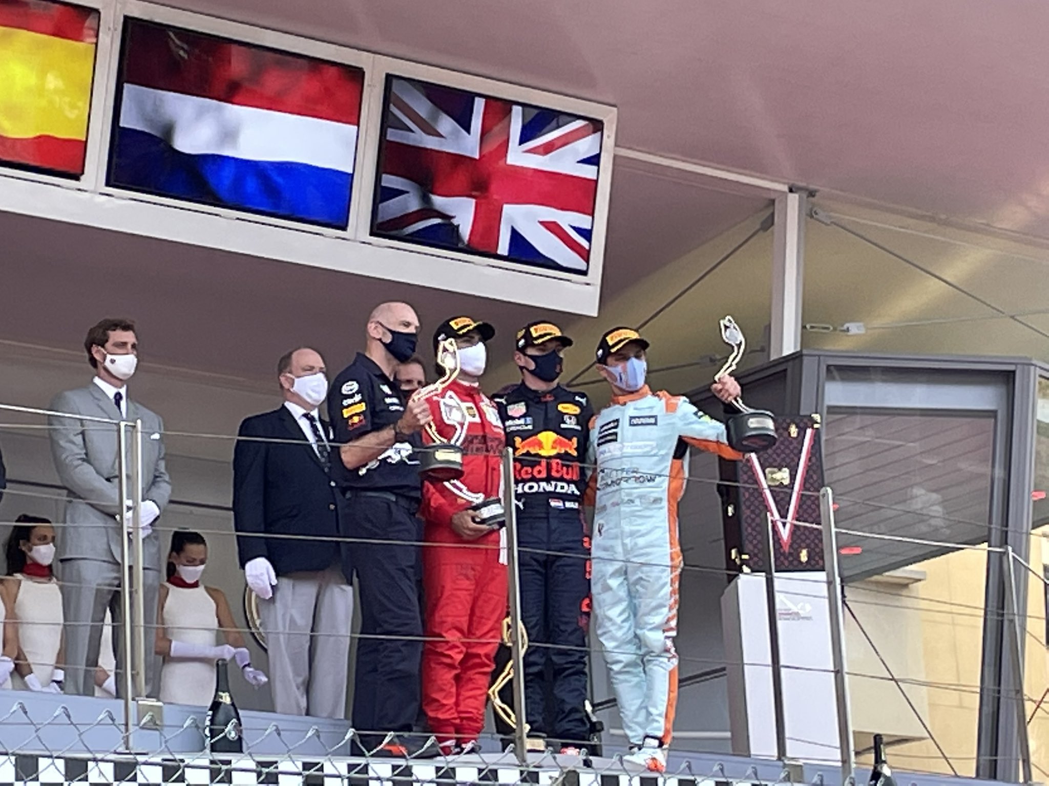 88.-Formula1-GPMonaco-podio.jpg