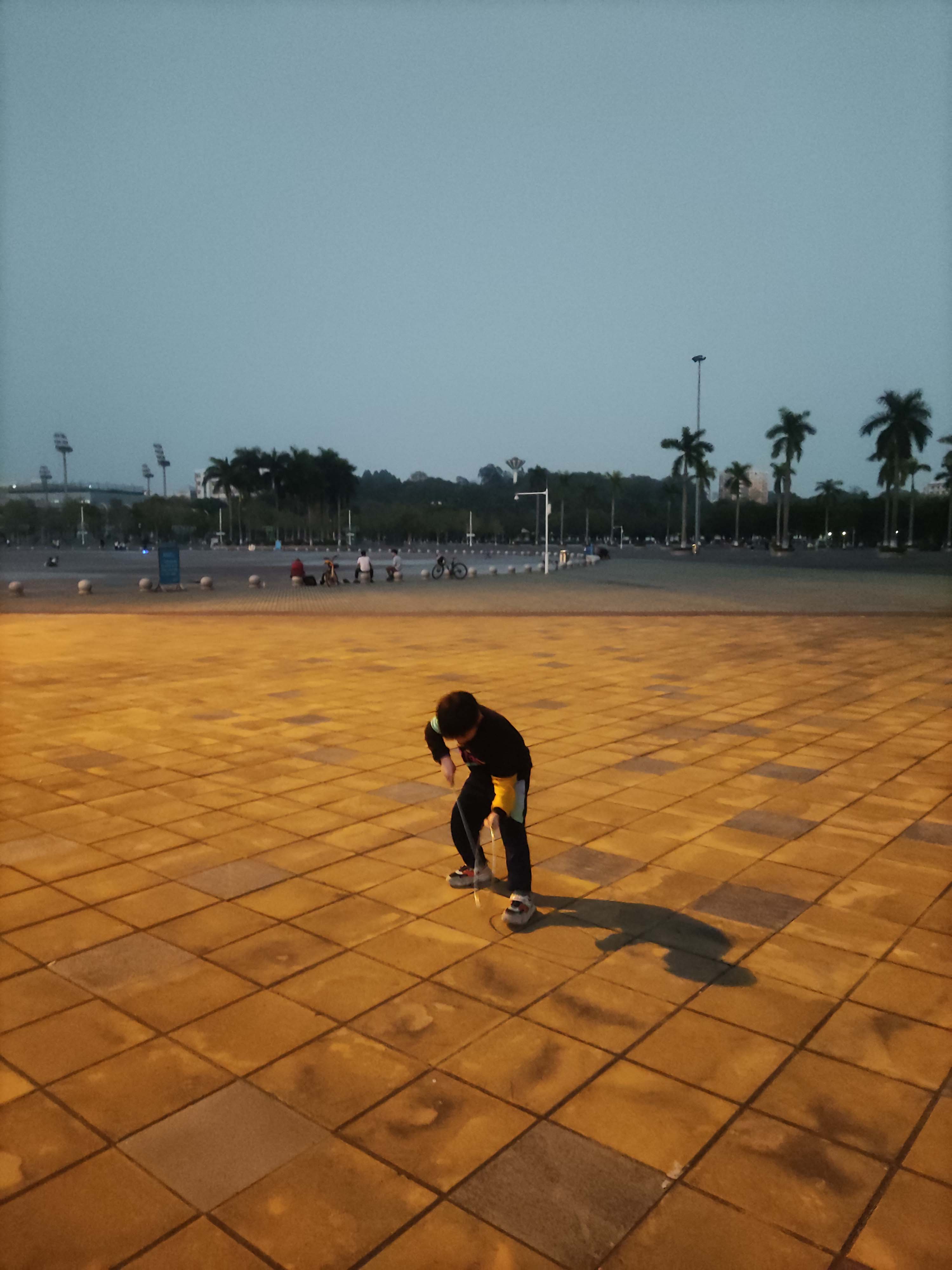 003.jpg