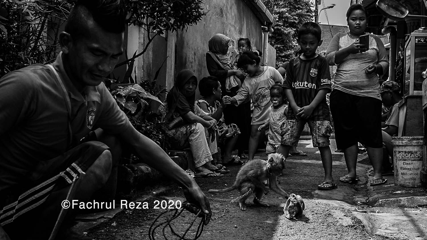 Topeng Monyet Traditional Art Street Attraction Hive
