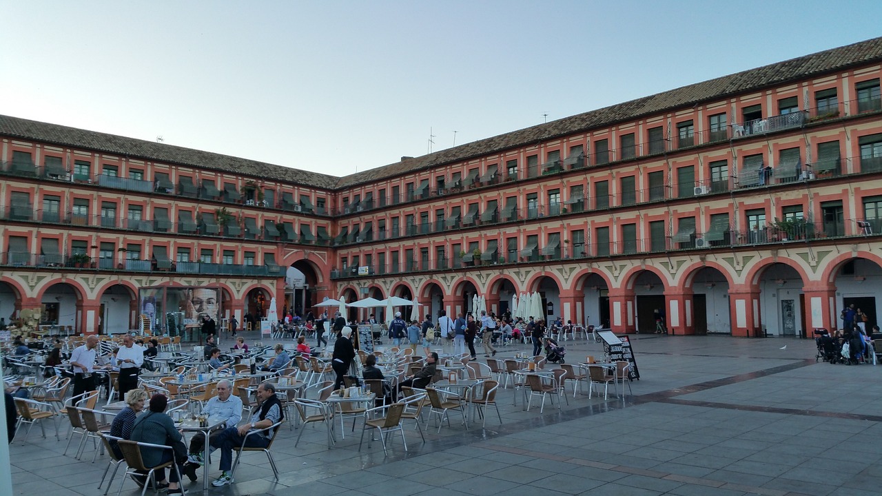 plaza-de-la-corredera-ga02a71d89_1280.jpg
