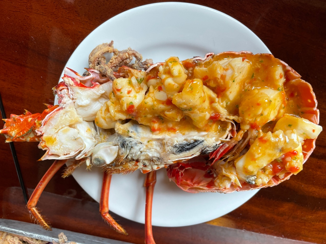 travel-food-lobster-panama-3.jpg