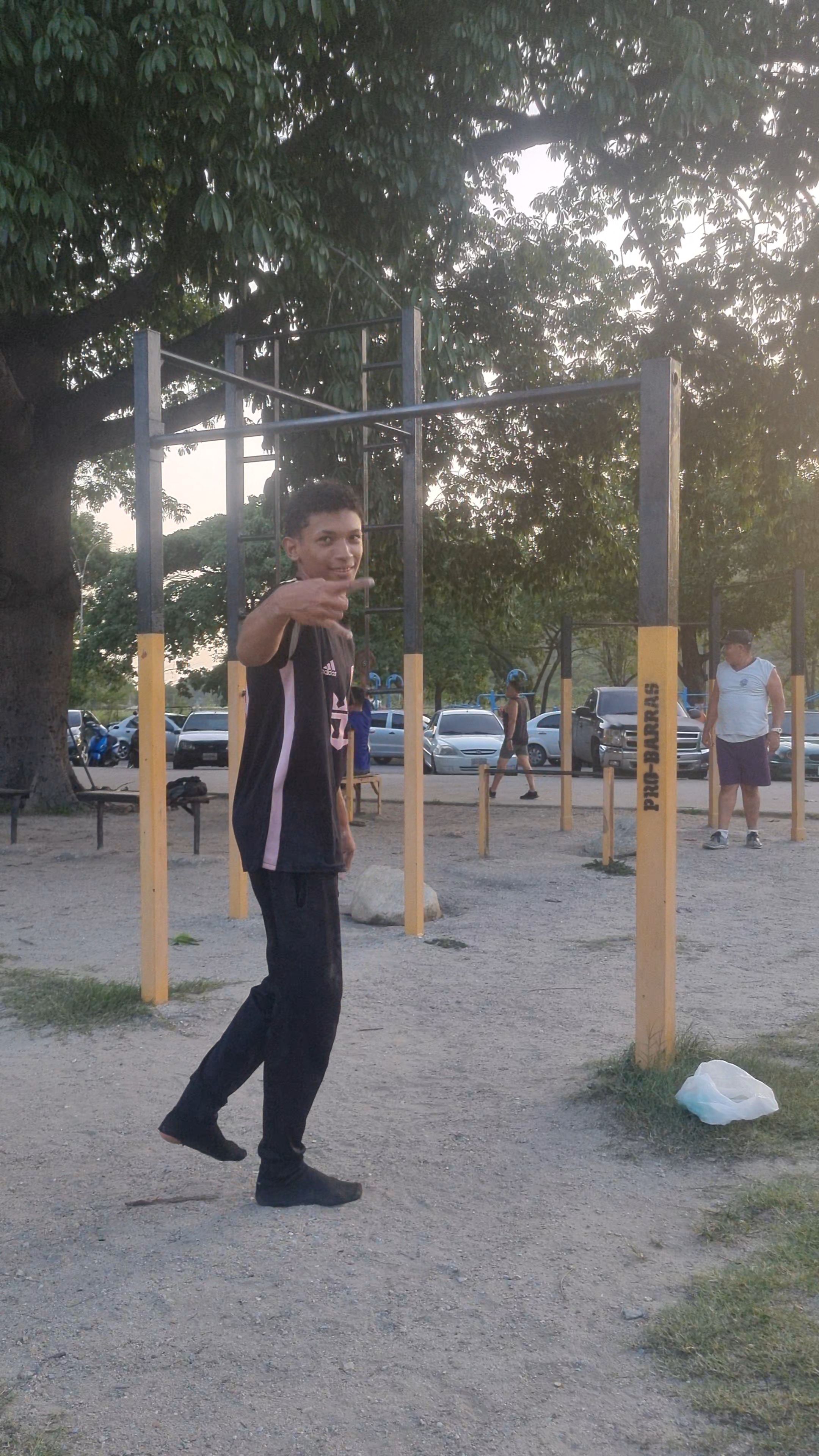 VideoCapture_20250626-215101.jpg