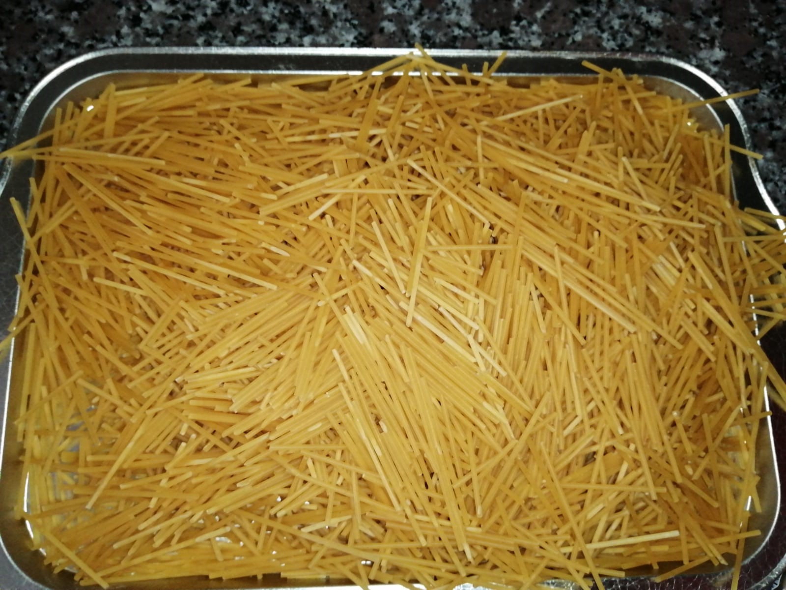 spagetti kırılmış malzemeler.jpg