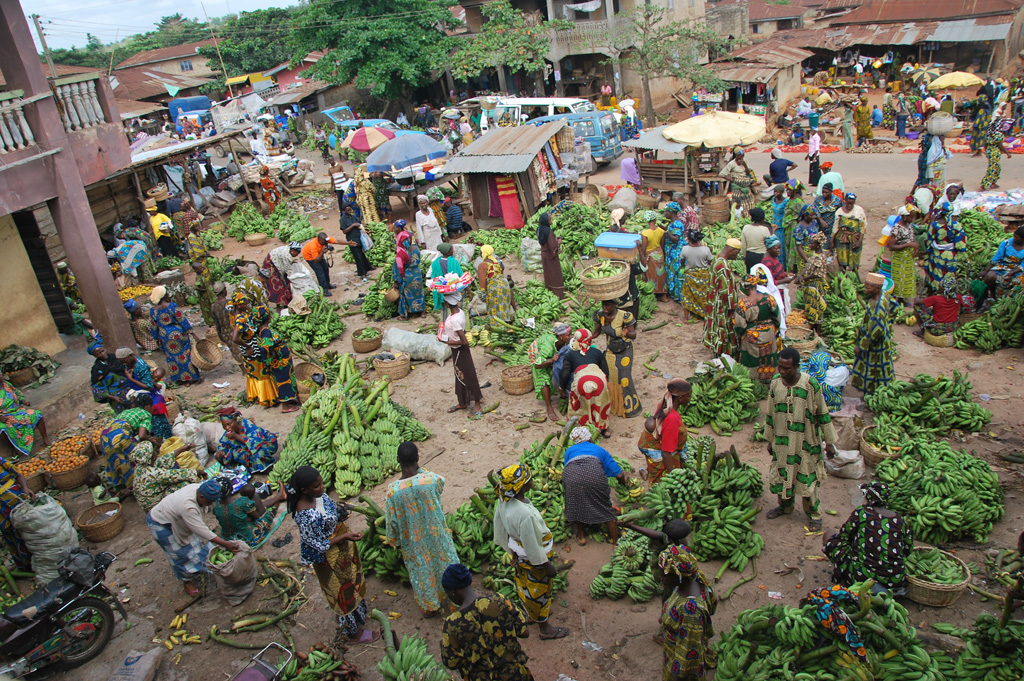 plantain_market.jpg