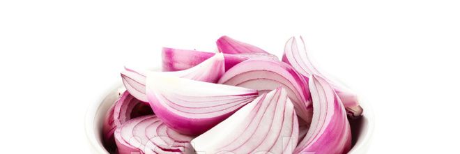 42162246-sliced-spanish-onion-in-a-bowl~2.jpg